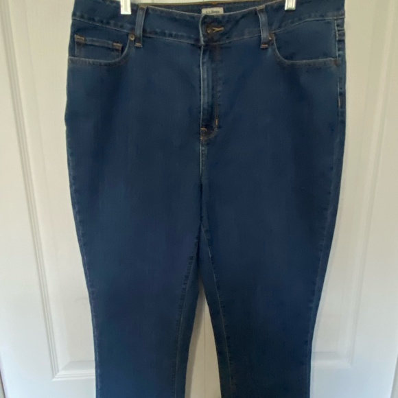 L.L.Bean Womens Classic Fit Stretch Denim Jeans. 14X30" - Picture 4 of 15